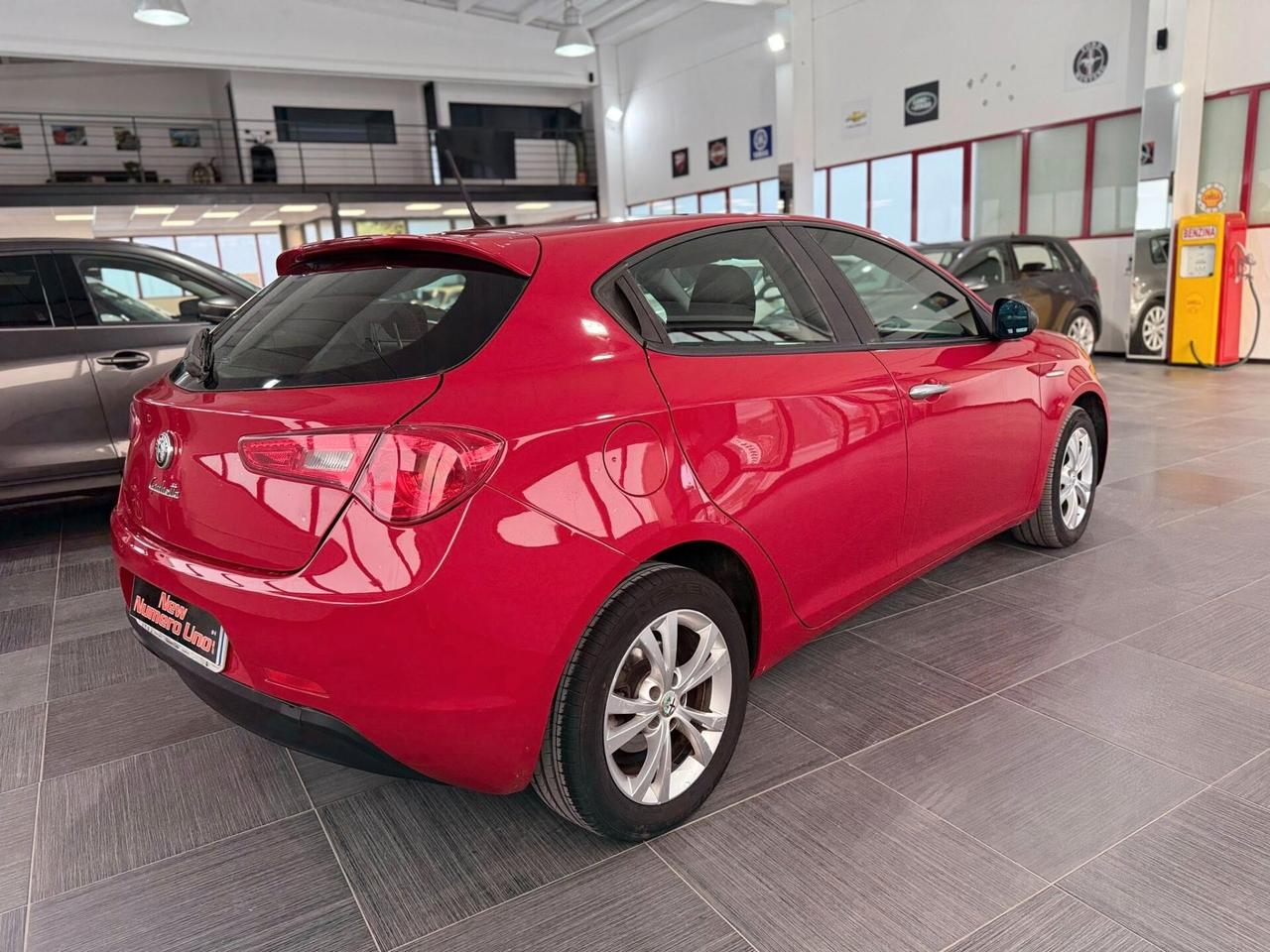 Alfa Romeo Giulietta 1.6 Mjt 105cv Distinctive 2011