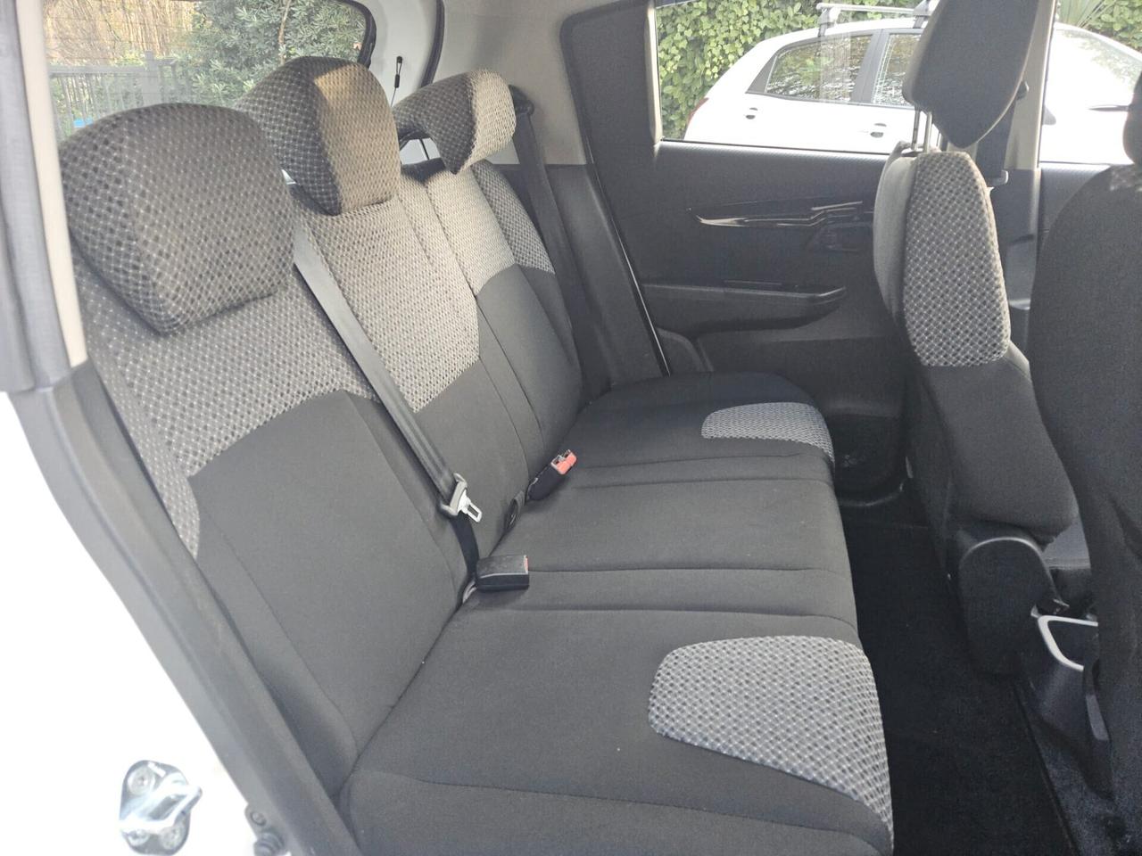 Mahindra KUV100 1.2 VVT M-Bifuel(GPL) K6