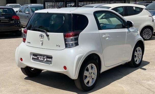 Toyota iQ 1.4 DIESEL
