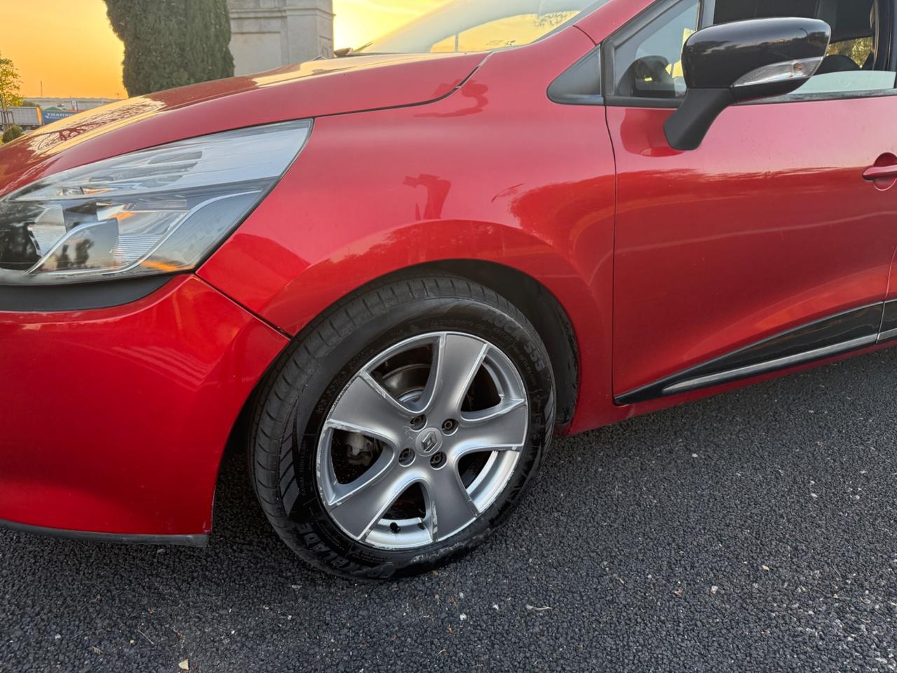 Renault Clio 1.2 75CV 5 porte Wave