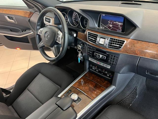 MERCEDES-BENZ E 220 BlueTEC S.W. 4Matic Automatic Business