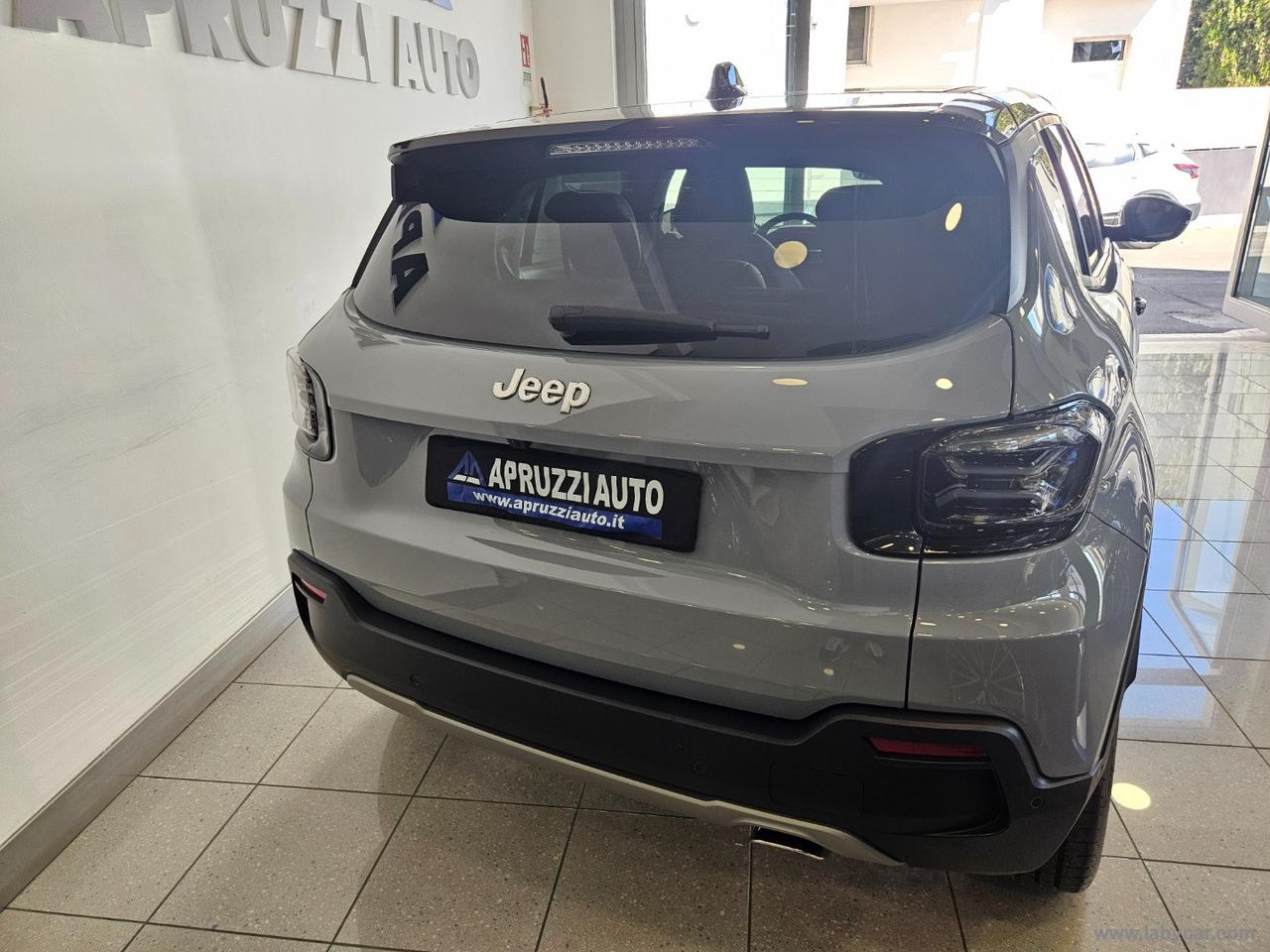 JEEP Avenger 1.2 Turbo MHEV Summit