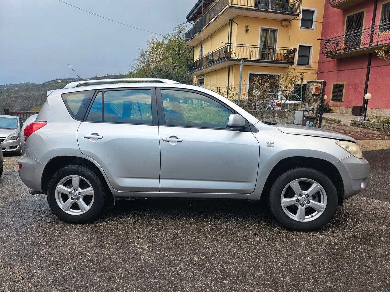 Toyota RAV 4 RAV4 2.2 D-4D 136 CV 2008