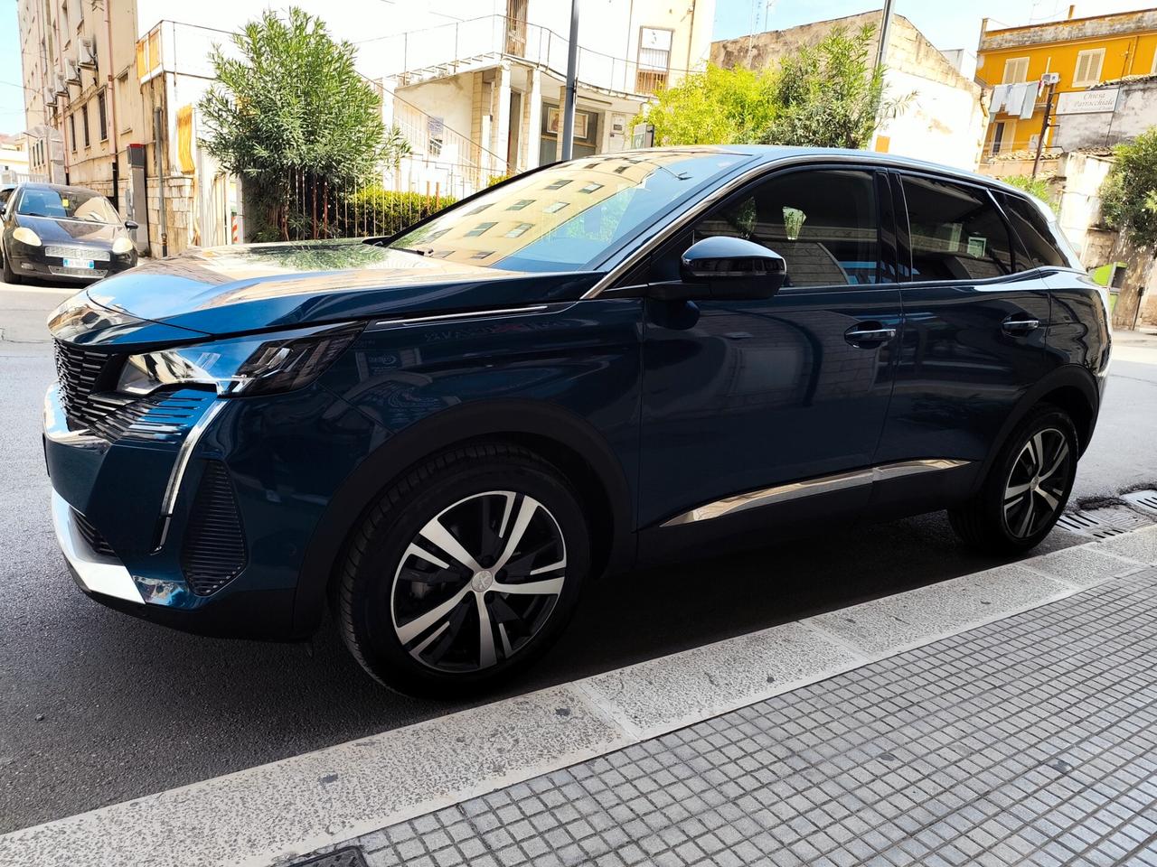 Peugeot 3008 1.5 BlueHDi 130CV ALLURE AUTOMATICA