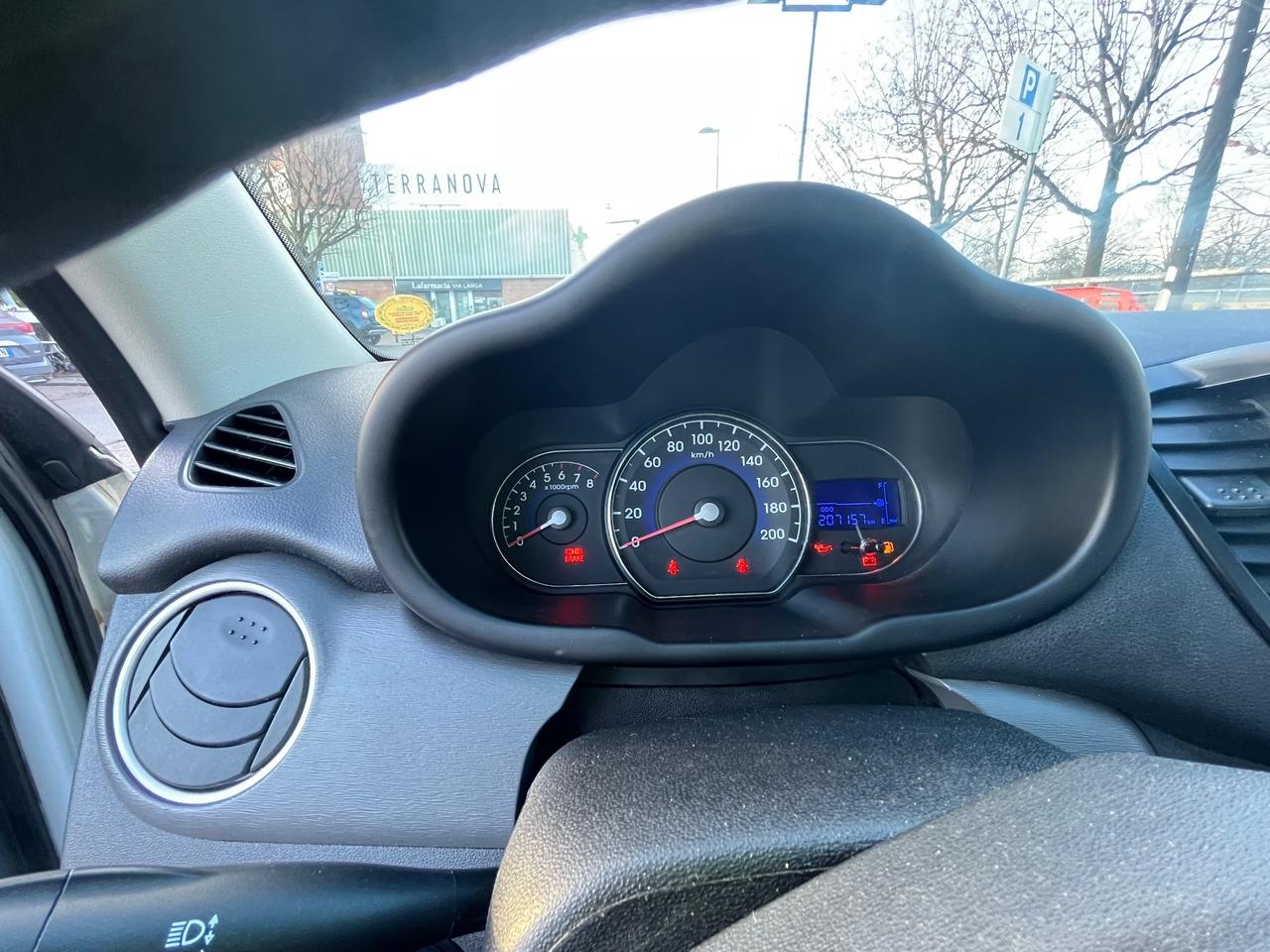 Hyundai i10 1.1 classic gpl