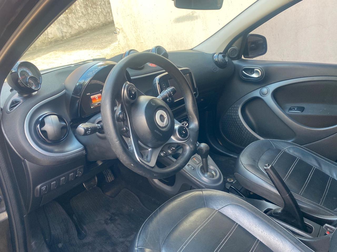 Smart ForFour 1.0cc benzina 12 mesi garanzia-2017