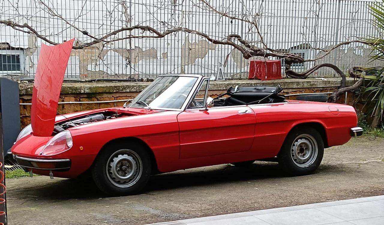 Alfa Romeo Spider 2.0 Veloce