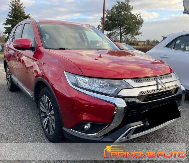 MITSUBISHI Outlander 2.0 2WD CVT Diamond