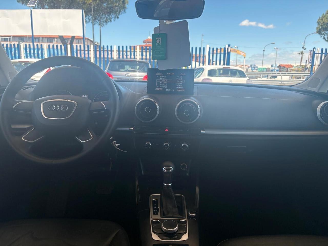 Audi A3 1.6 TDI clean diesel S tronic Business