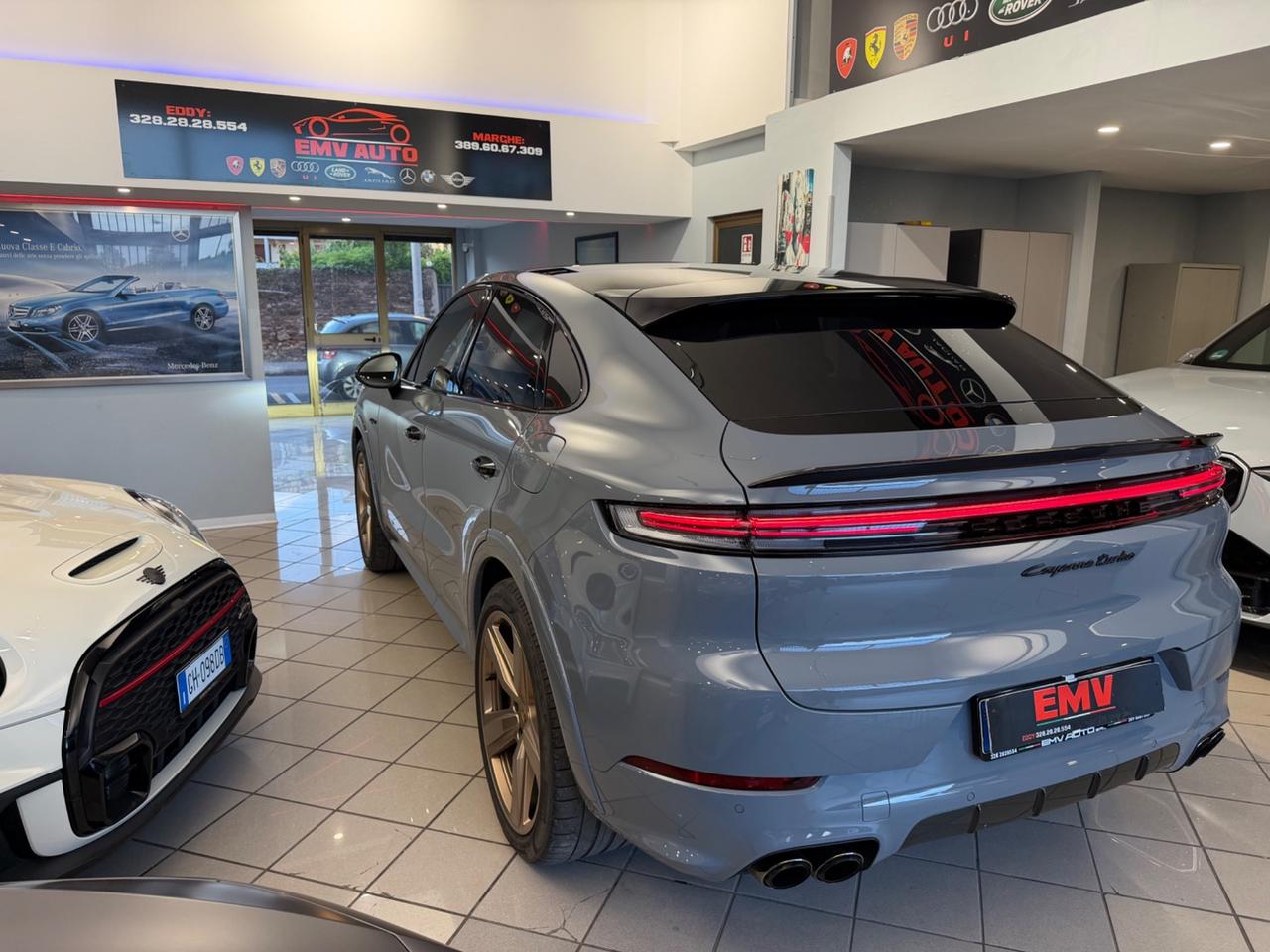 Porsche Cayenne 4.0 V8 Turbo E-Hybrid turbo 740cv