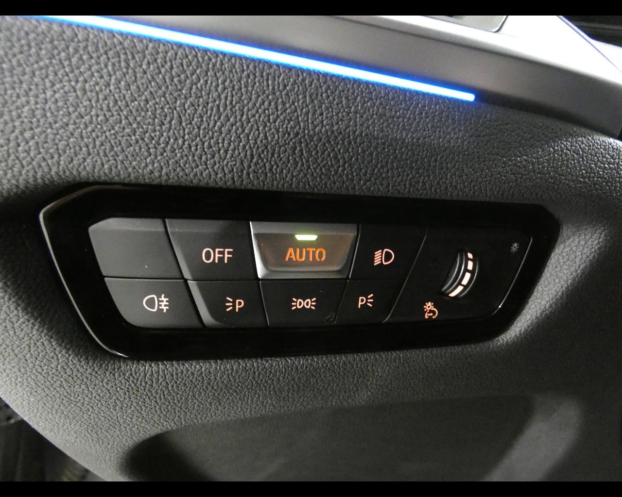 BMW Serie 3(G20/1-80/1) - 320d 48V xDrive Touring Msport
