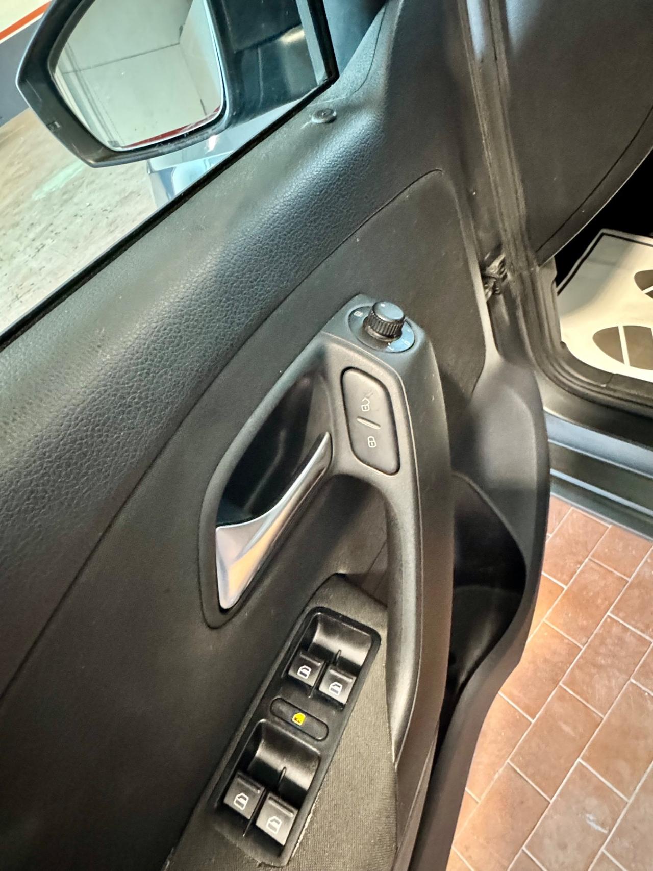 Volkswagen Polo 1.4 5 porte Comfortline BiFuel