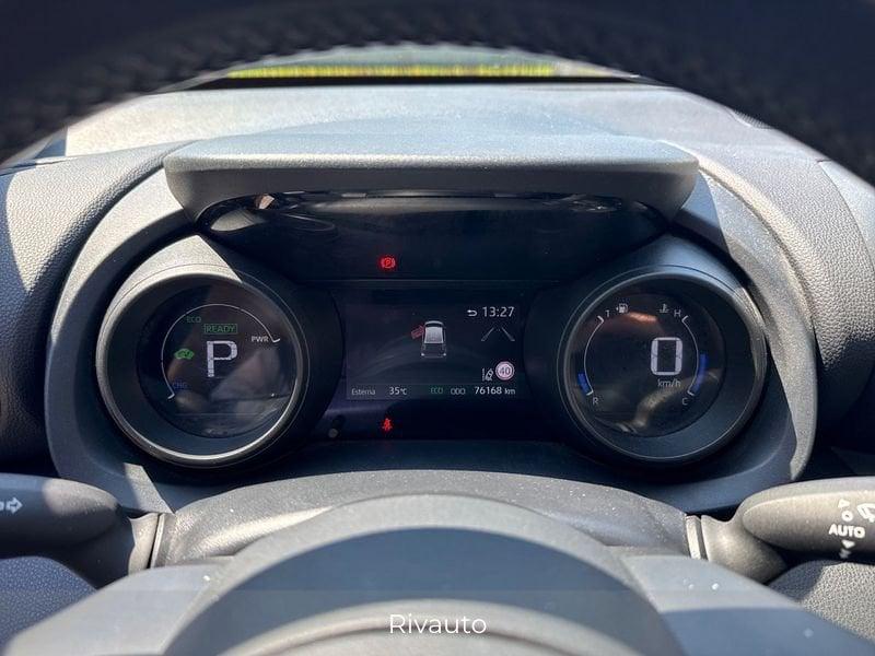 Toyota Yaris Hybrid Trend MY22