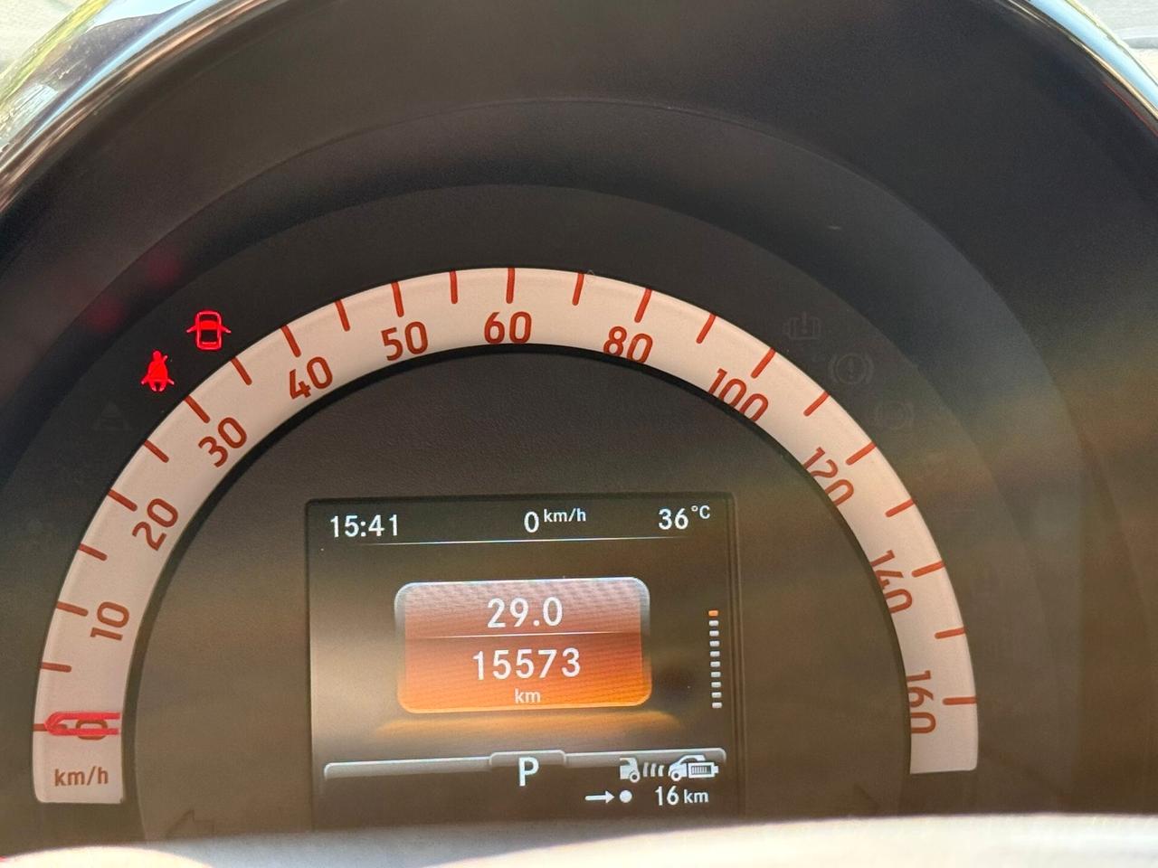 Smart ForFour EQ Pulse Tetto pan.