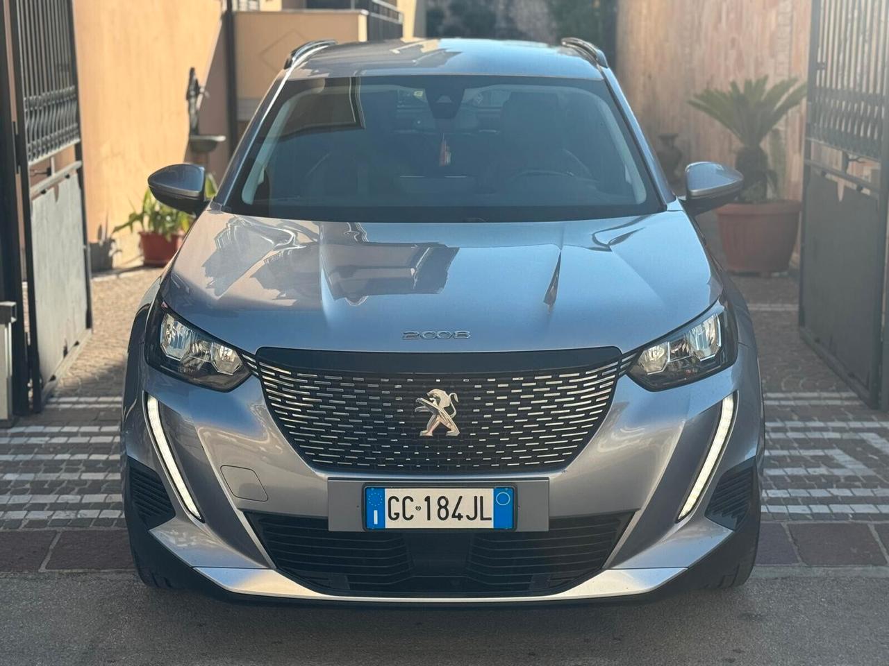 Peugeot 2008 BlueHDi 100 S&S Allure