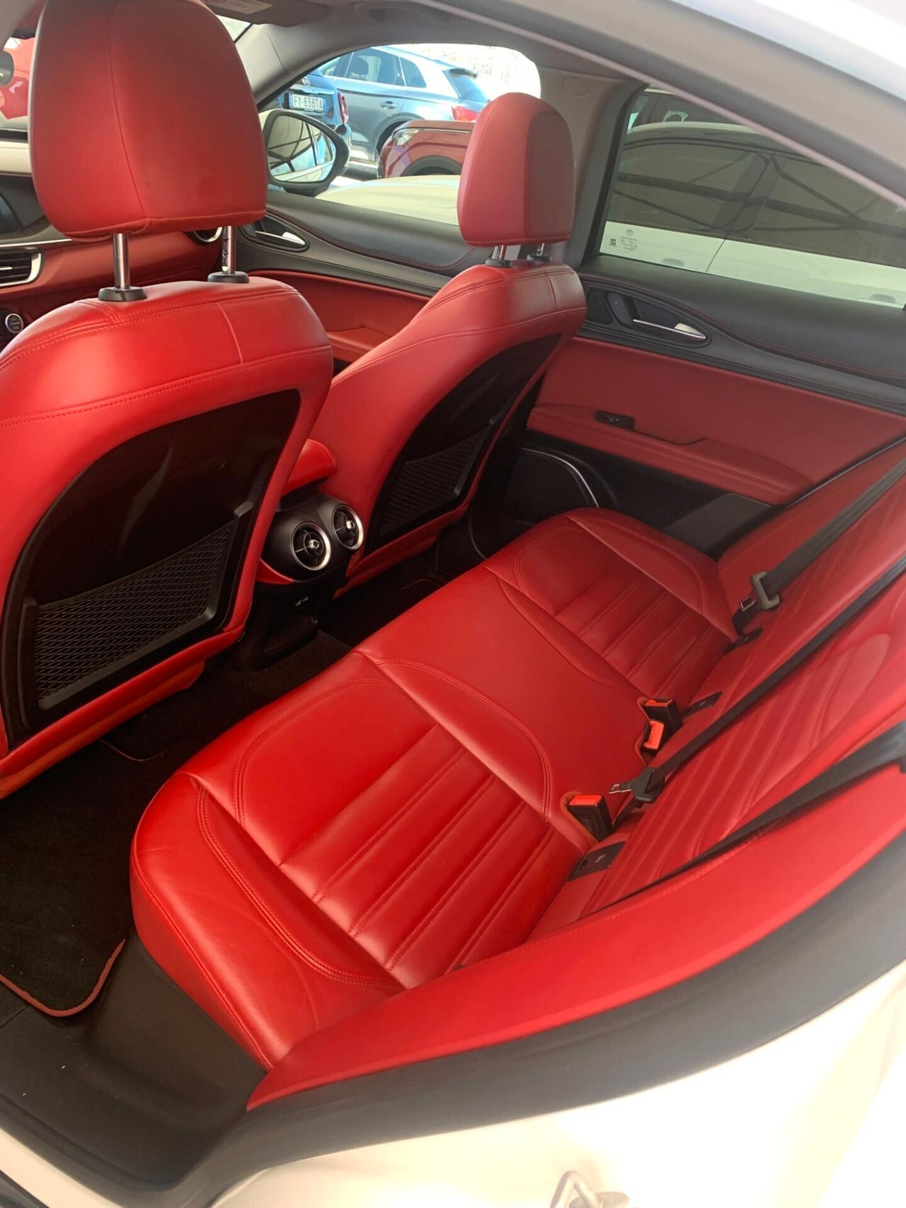 Alfa Romeo Stelvio 210 CV Q4 full tetto uniprò