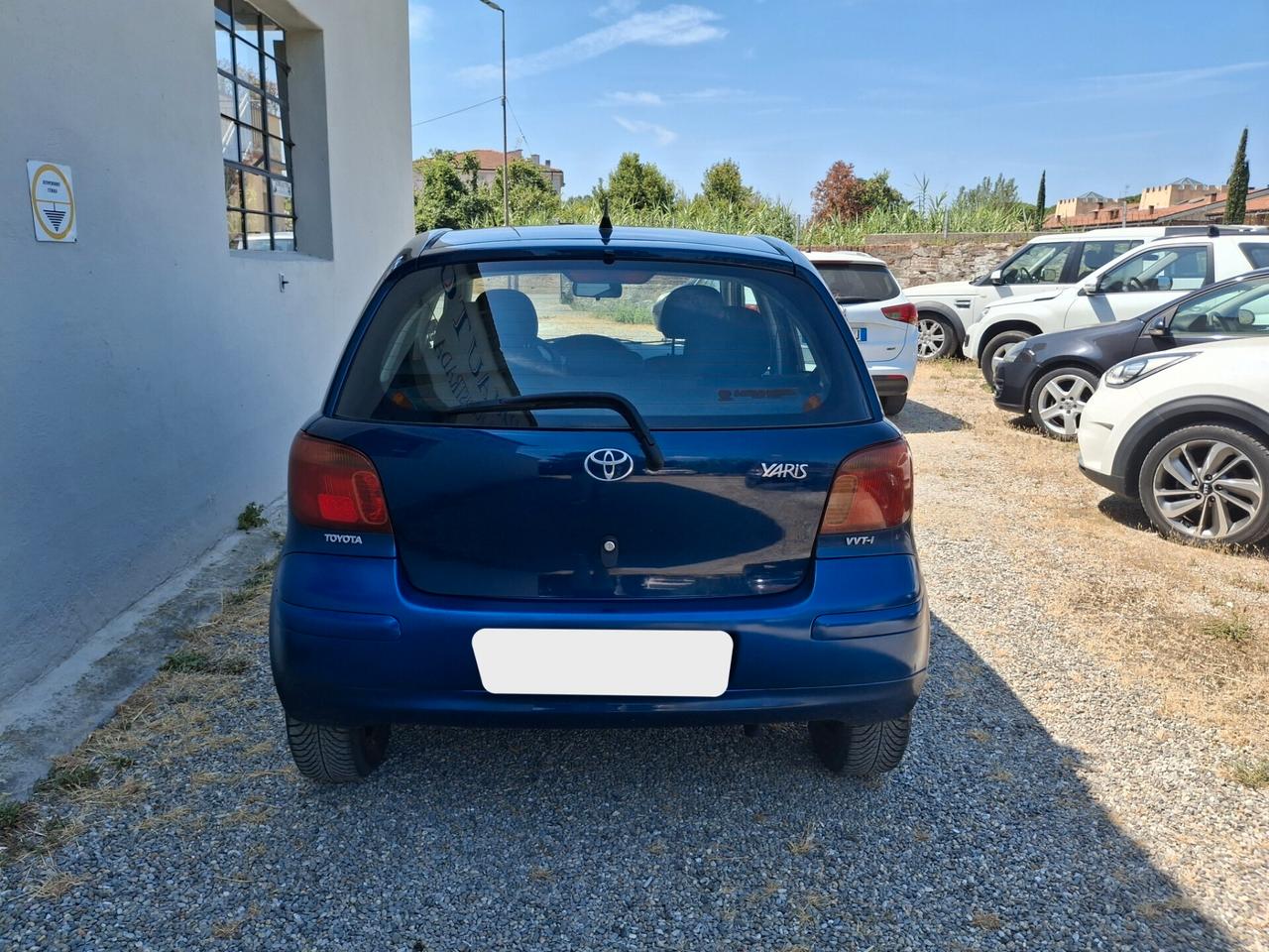 Toyota Yaris 1.0i 16V cat 5 porte