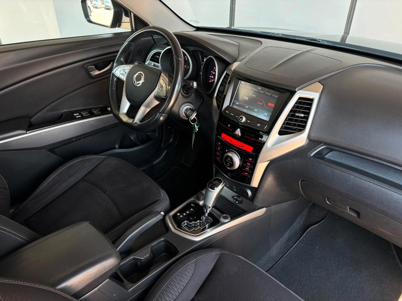 SsangYong Tivoli 1.6 EXCLUSIVE 2WD AUTO