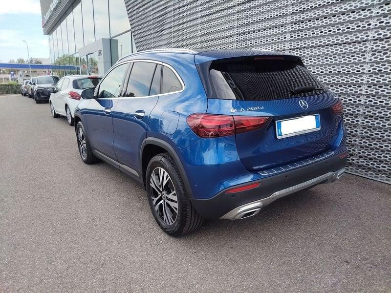 Mercedes-Benz GLA GLA 200 d Progressive Advanced 4matic auto