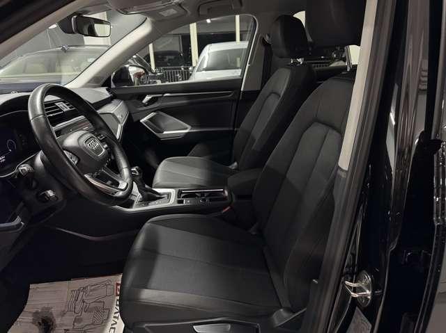 Audi Q3 35 2.0 tdi Business s-tronic