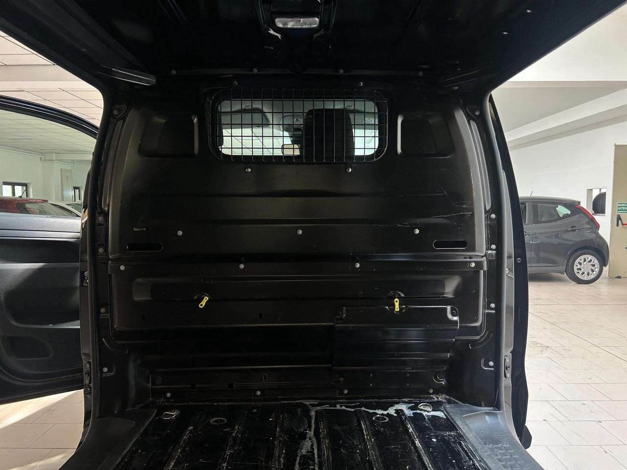 Toyota Proace 2.0d 144cv S&S 14q L2 D Comfort