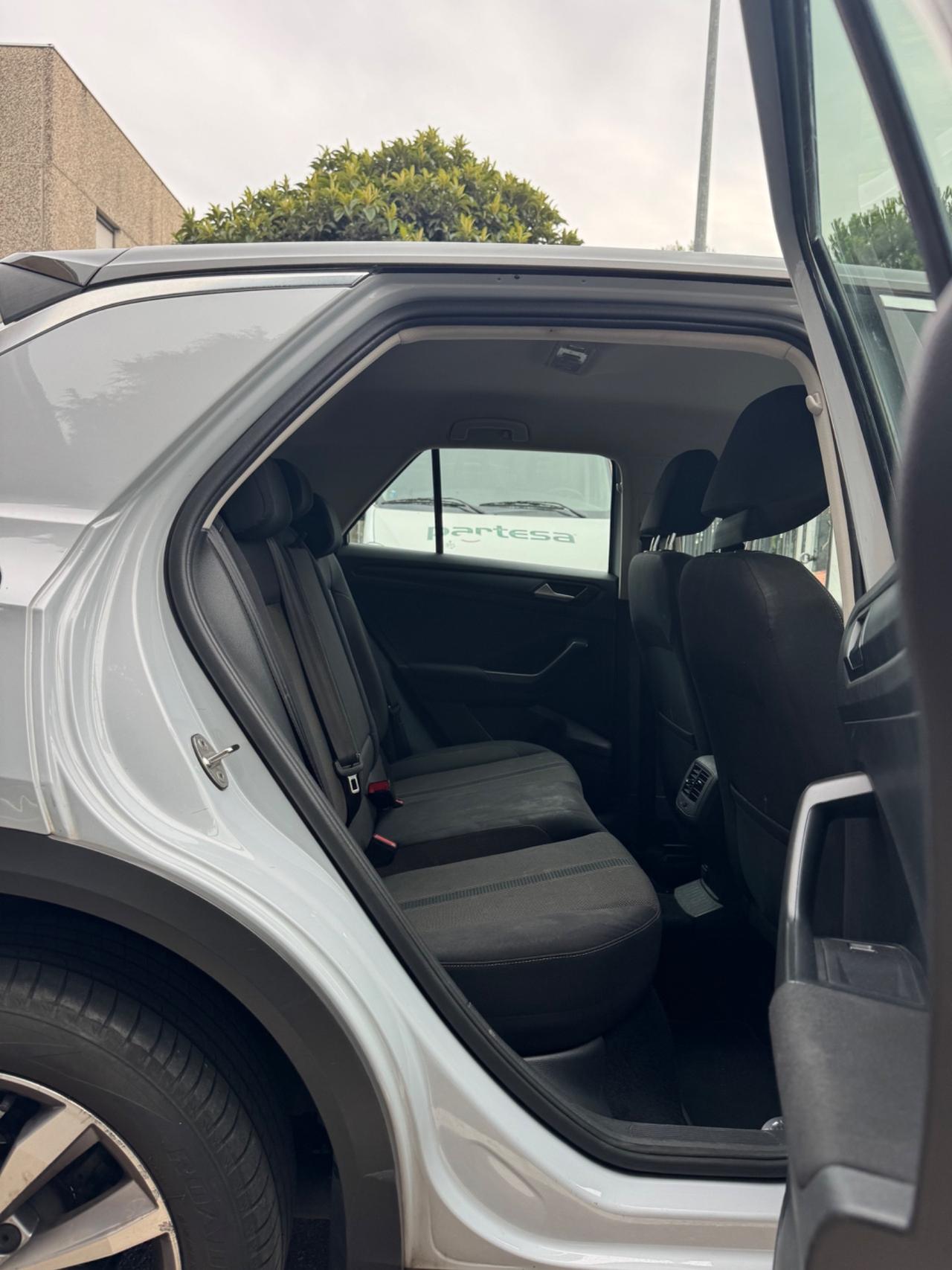 Volkswagen T-Roc 1.6 TDI SCR Style BlueMotion Technology
