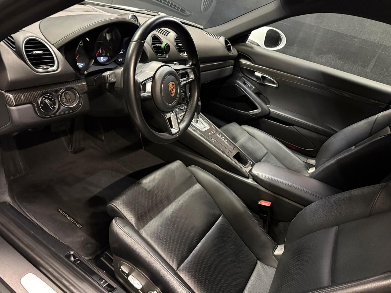 Porsche 718 Cayman 2.0