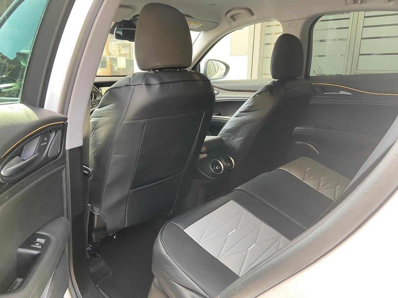 Alfa Romeo Stelvio 2.2 Turbodiesel 160 CV AT8 RWD Business