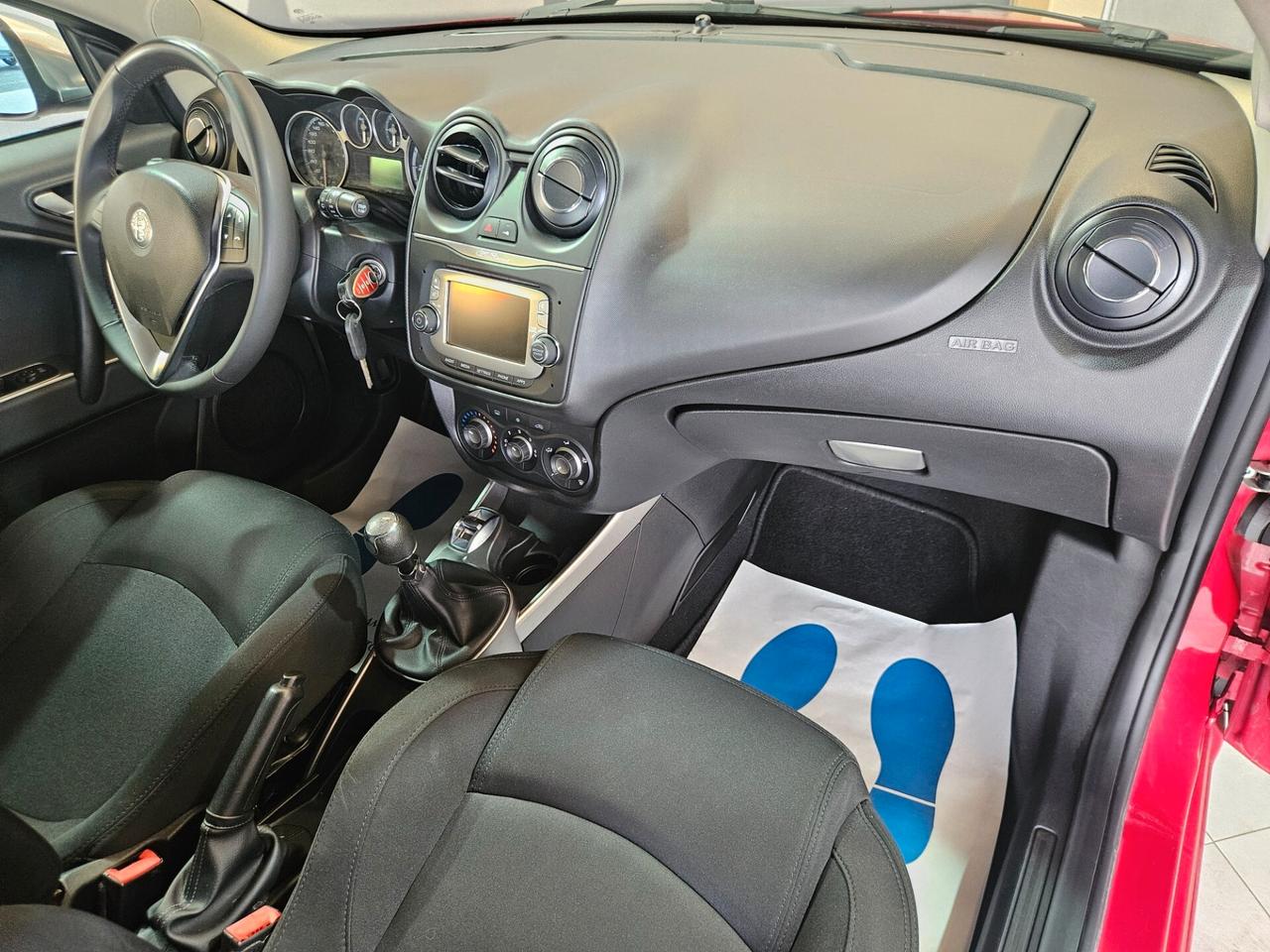Alfa Romeo MiTo 1.3 jtdm 90cv - NEOPATENTATI