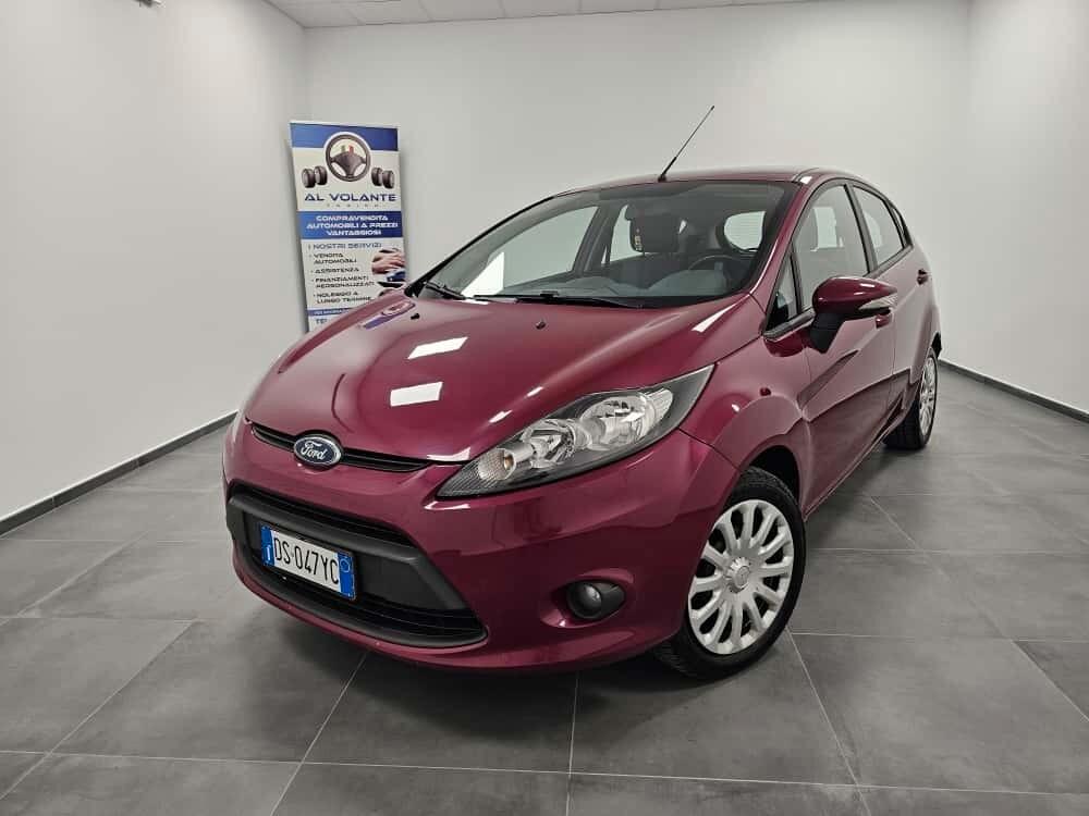 Ford Fiesta 1.2 82 CV 5 porte Titanium - NeoPatentati