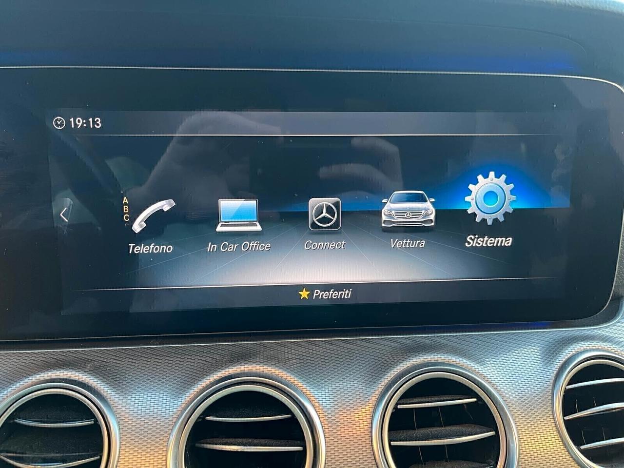Mercedes-benz E 220 d 4Matic Auto Premium Plus
