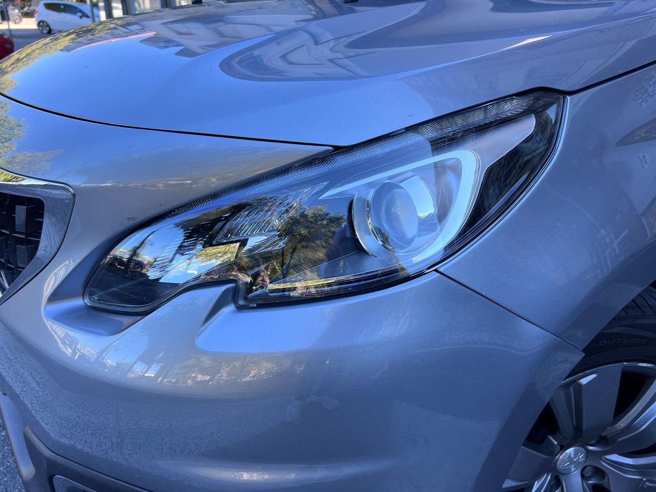 Peugeot 2008 Active 1.2 PureTech 82 #6660