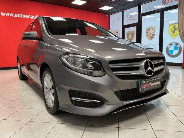 MERCEDES-BENZ B 180 d Automatic Business