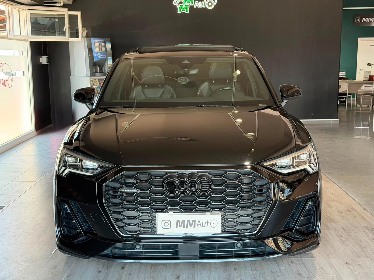 Audi Q3 SPB 35 TDI quattro S-Tronic S-Line Identity Black