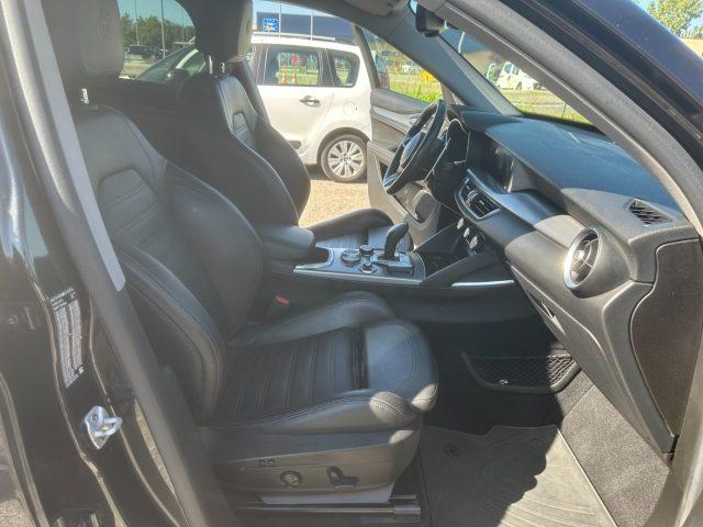 ALFA ROMEO Stelvio 2.2 Veloce 210 CV AT8 Q4 Black Edition