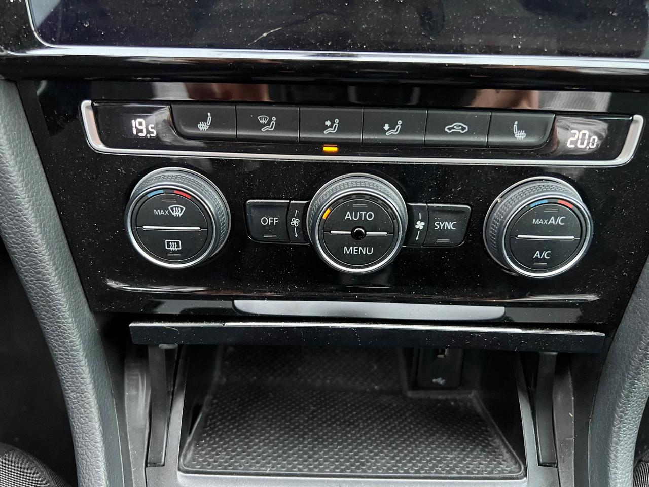 Volkswagen Golf 1.6 TDI 115 CV 5p. Highline BlueMotion Technology
