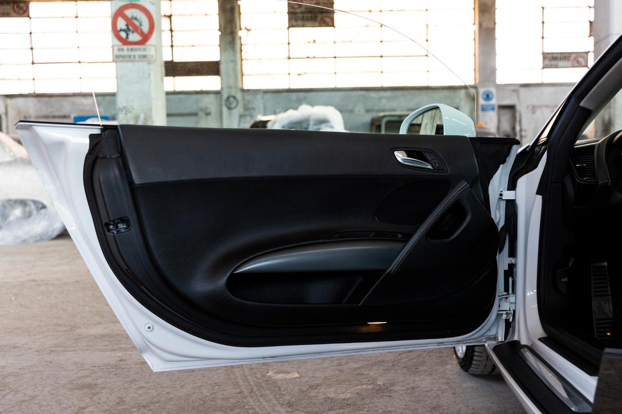 Audi R8 4.2 V8 FSI quattro