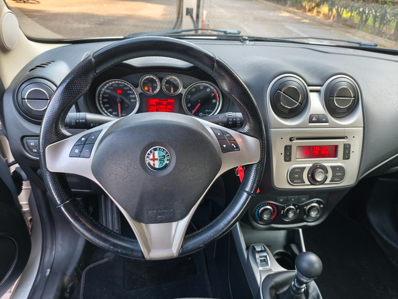 Alfa Romeo MiTo 1.4 105 CV M.air S&S Distinctive