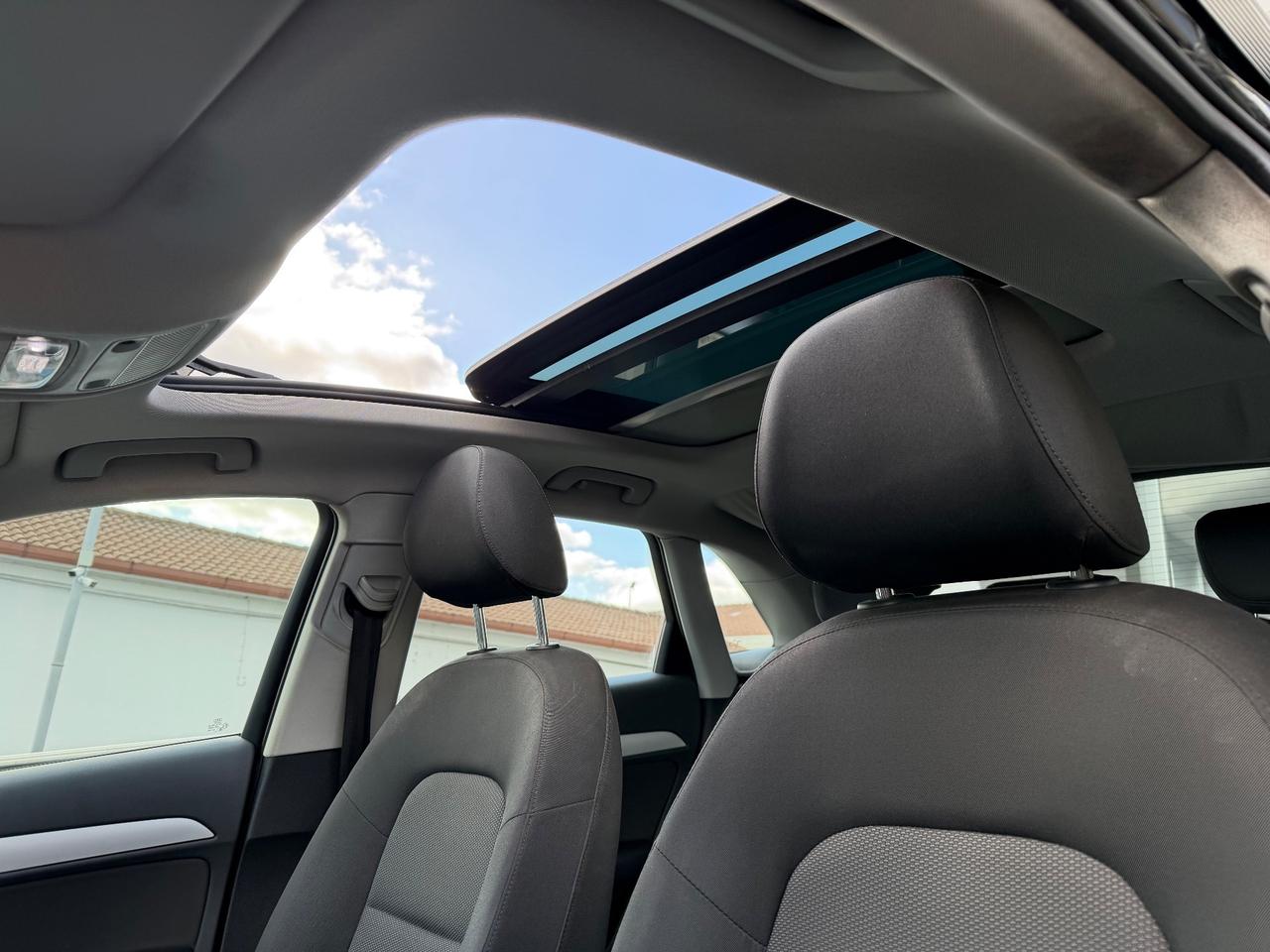 Audi Q3 2.0 TDI 120 CV S tronic Design tetto apribile