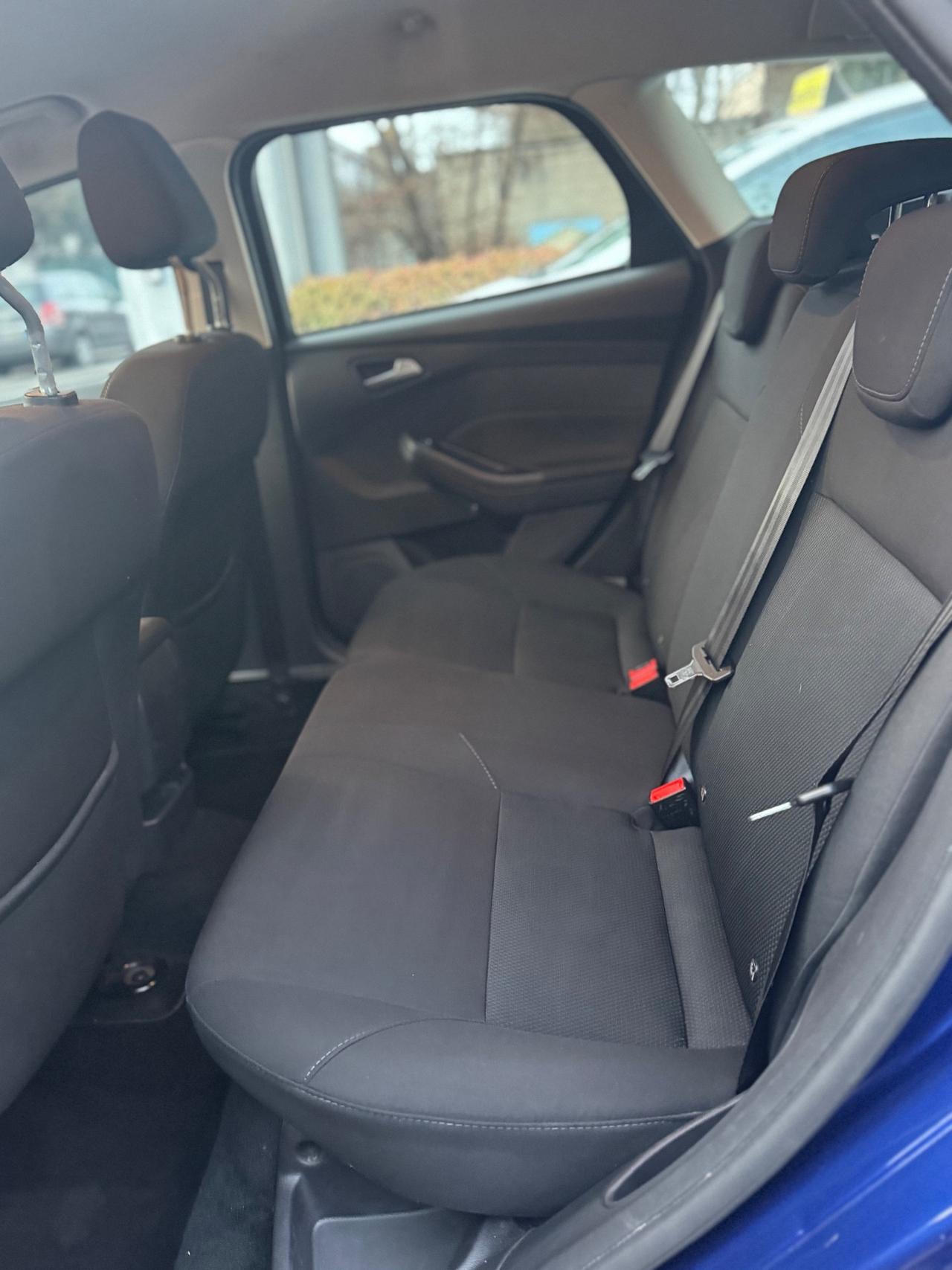 Ford Focus 1.6 120 CV GPL SW Titanium