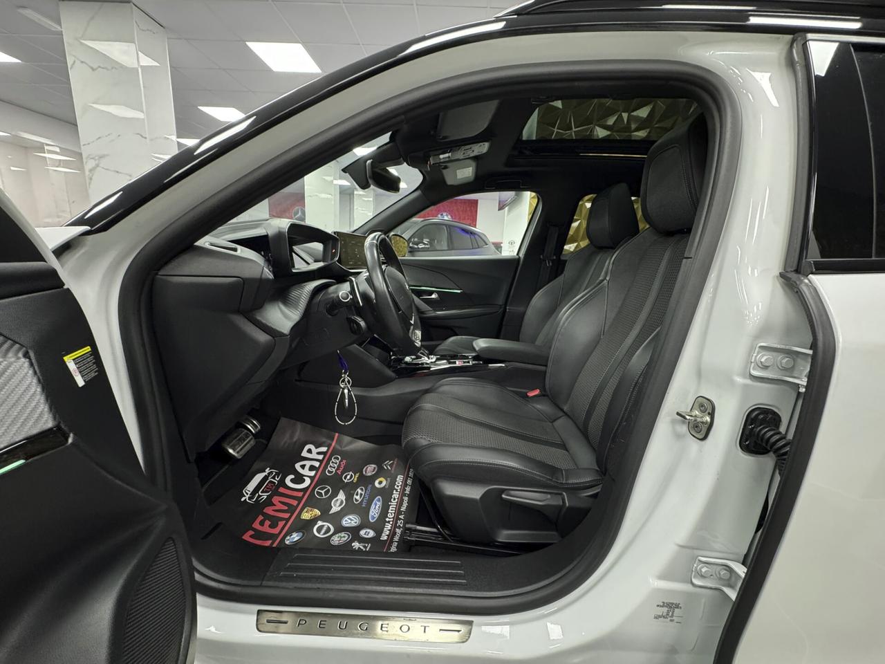 Peugeot 2008 BlueHDi 130 S&S EAT8 GT