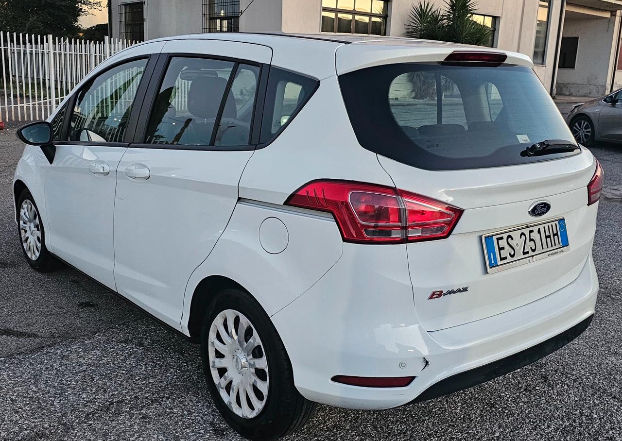 Ford B-Max 1.4 90 CV GPL GUIDABILE DA NEOPATENTATI