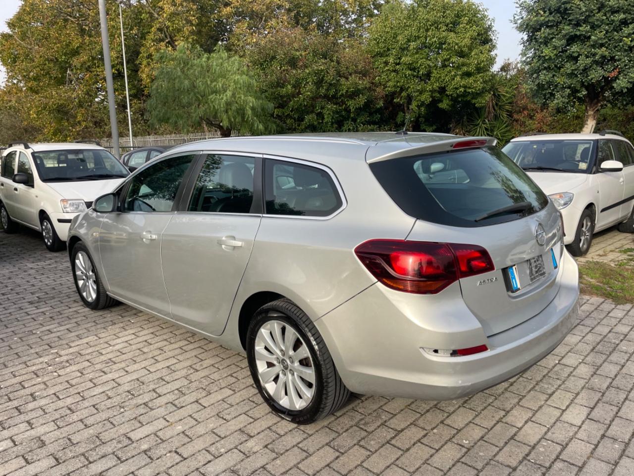 Opel Astra 1.7 CDTI 125CV Sports Tourer Cosmo