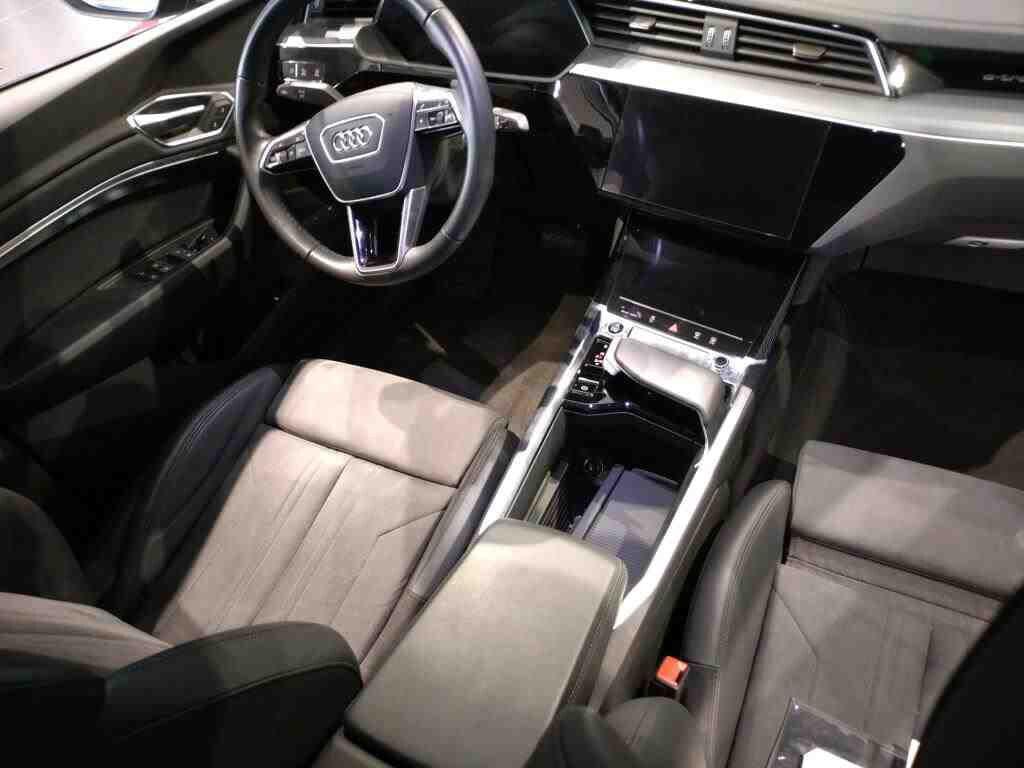 E Tron 55 408CV S-LINE QUATTRO HUD 360° MATRIX 21"