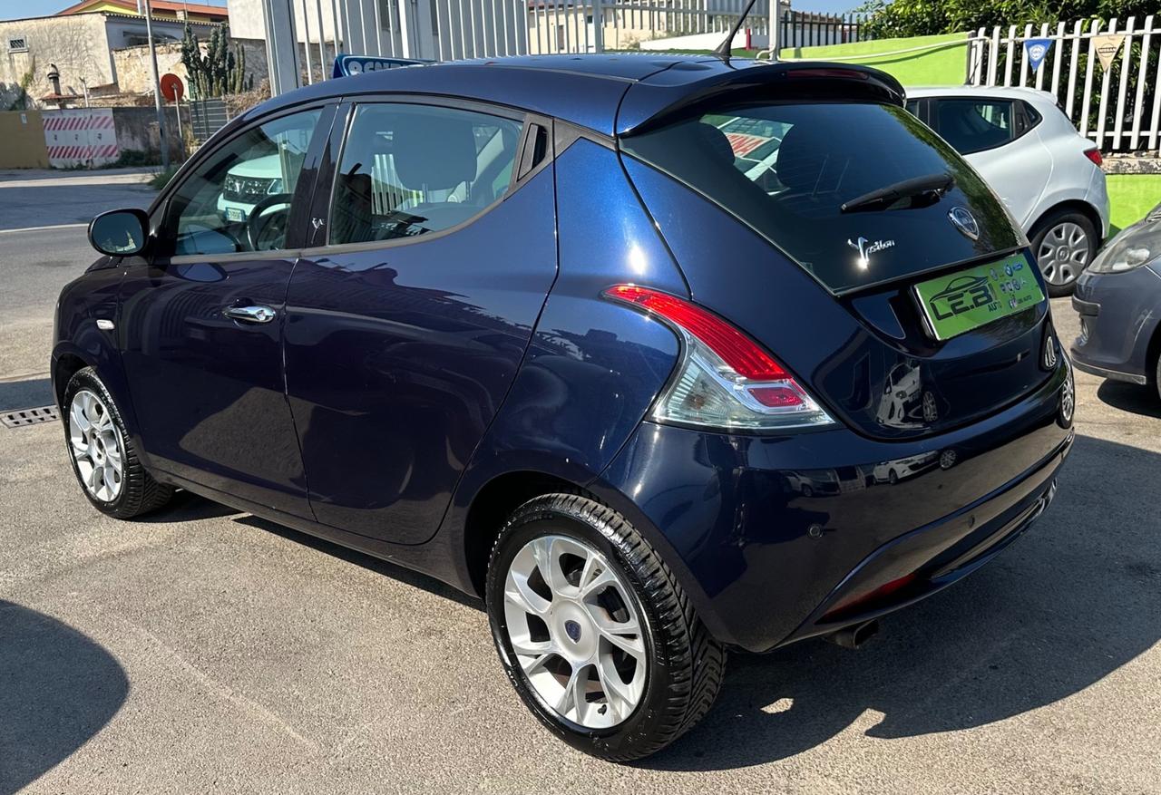 Lancia Ypsilon 1.2 BENZ. 69 CV 5 porte Silver 2016