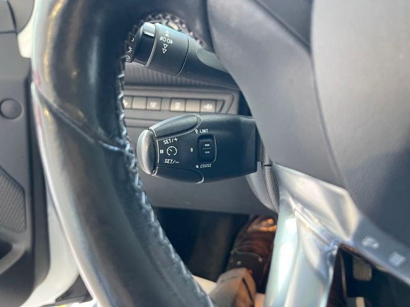 Peugeot 2008 1.6 e-HDi 92cv FAP® S&S Allure