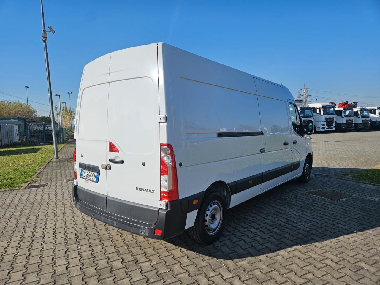 RENAULT MASTER T35 2.3 DCI 150 CV L3H2 T24-113