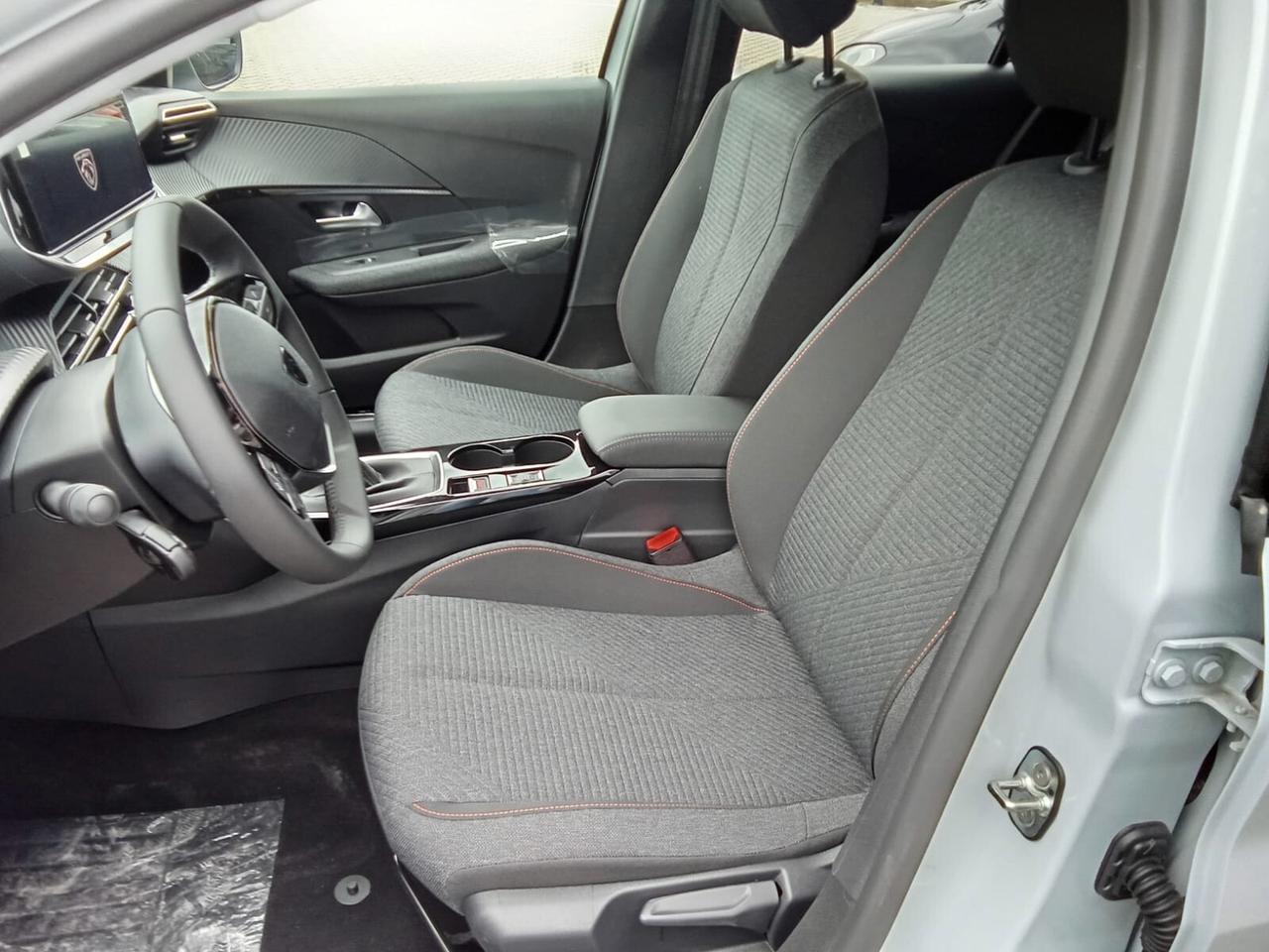 Peugeot 208 Business Turbo 100cv