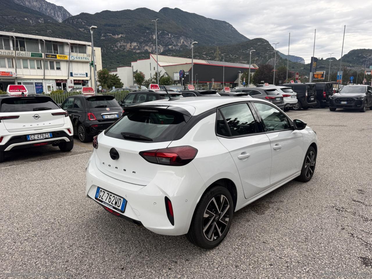 OPEL Corsa 1.2 100 CV GS