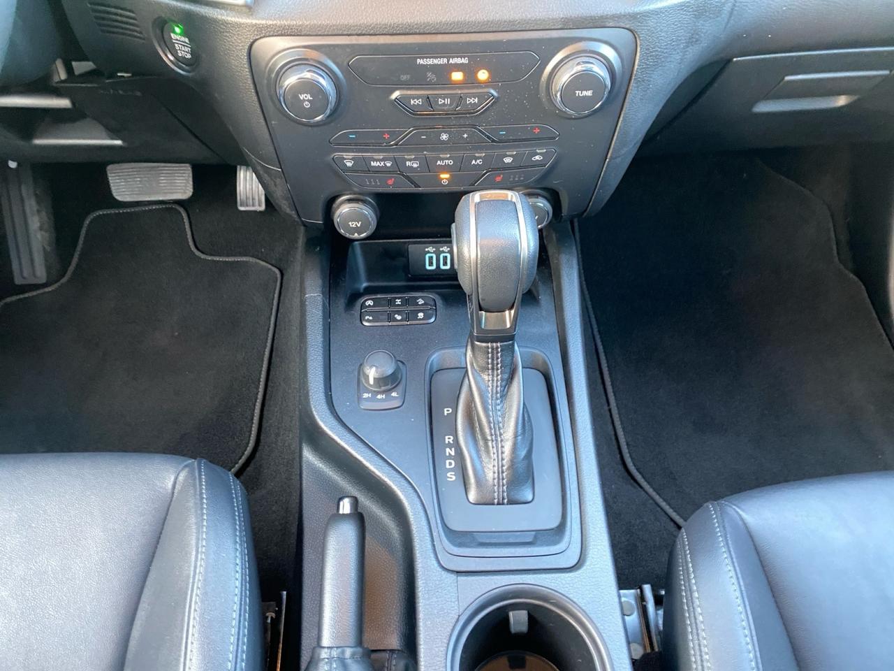 FORD Ranger VII 2019 - Ranger 2.0 tdci double cab Limited 213cv a